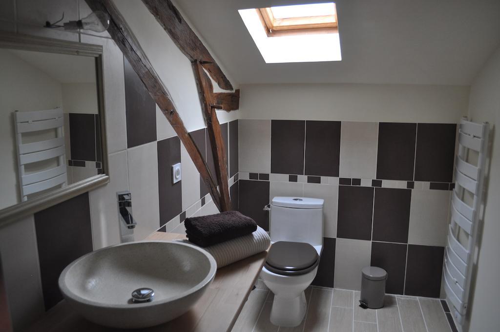 Chambres D'Hotes La Grange Au Bois Champagne-et-Fontaine Eksteriør billede